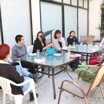 The protagonists of the film talk about the appropriation of public space in the Civil Association Habitajes-Cohabita