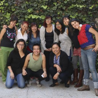 The protagonists took a photograph at the end of the workshop session at the civil association Habitajes-Cohabita